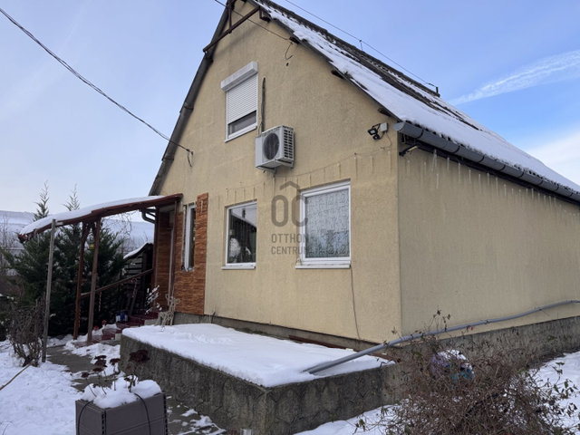 Eladó családi ház, Gödön 54.99 M Ft, 3 szobás