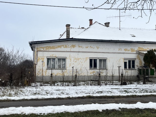 Eladó családi ház, Sarkadon, Cukorgyári úton 6.1 M Ft, 3 szobás