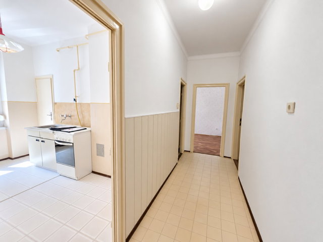 Eladó téglalakás, Dunaújvárosban, Erkel kertben 34 M Ft