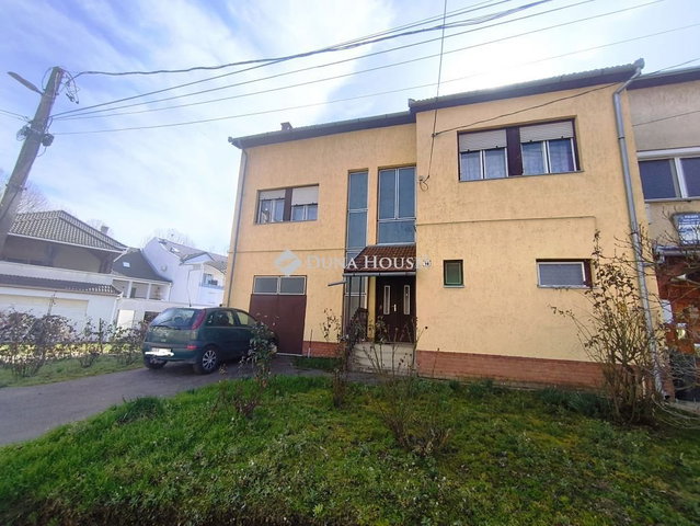 Eladó sorház, Dombóváron 80 M Ft, 5 szobás