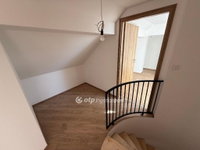 Eladó téglalakás, Gyöngyösön 115 M Ft, 3+1 szobás