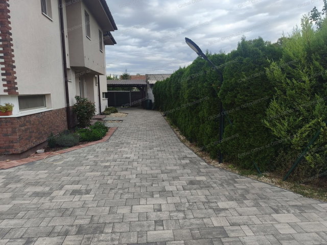 Eladó ikerház, Mosonmagyaróváron 99.5 M Ft