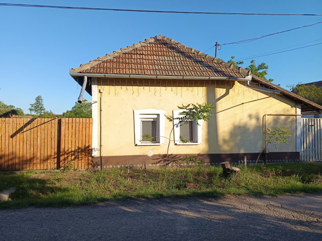 Eladó családi ház, Törökszentmiklóson 18.9 M Ft, 2+1 szobás