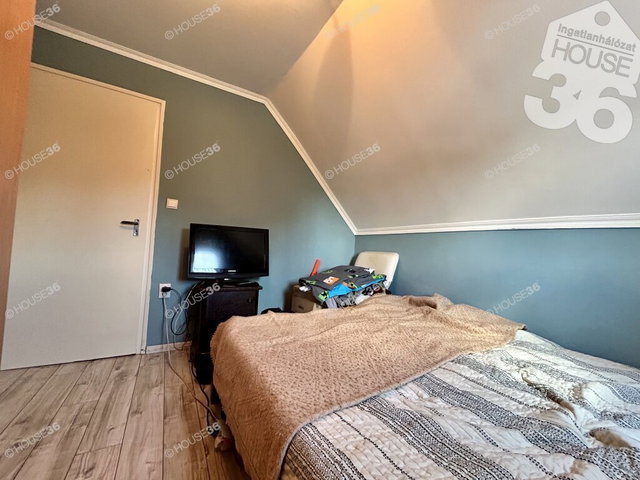 Eladó téglalakás, Nagykőrösön 45 M Ft, 3 szobás