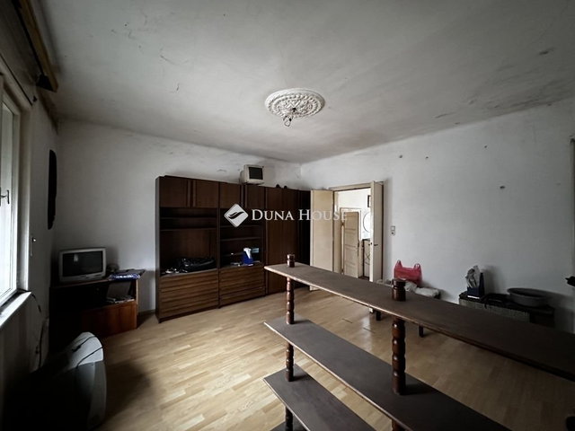 Eladó téglalakás, Budapesten, XX. kerületben 29.5 M Ft, 1 szobás