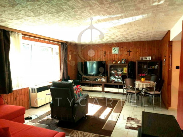 Eladó családi ház, Dunaföldváron 39.9 M Ft, 3 szobás