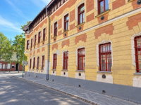 Eladó iroda, Szolnokon, Szapáry utcában 59.9 M Ft