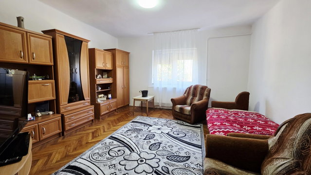 Eladó családi ház, Sárkeresztúron 28 M Ft, 3 szobás
