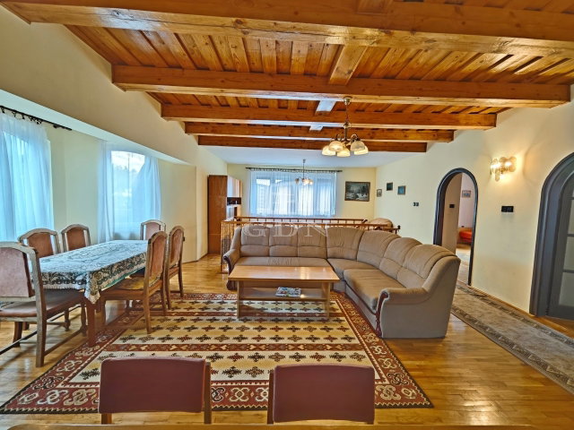 Eladó családi ház, Miskolcon 89.9 M Ft, 7 szobás