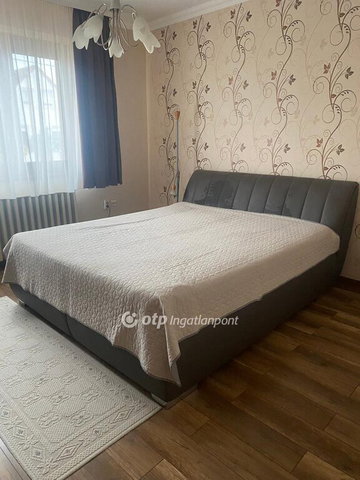 Eladó családi ház, Nyíregyházán 89 M Ft, 4+1 szobás