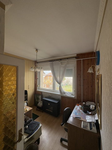 Eladó téglalakás, Székesfehérvárott 74.9 M Ft, 4 szobás