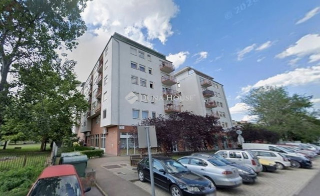 Eladó téglalakás, Budapesten, XX. kerületben 46 M Ft, 1 szobás