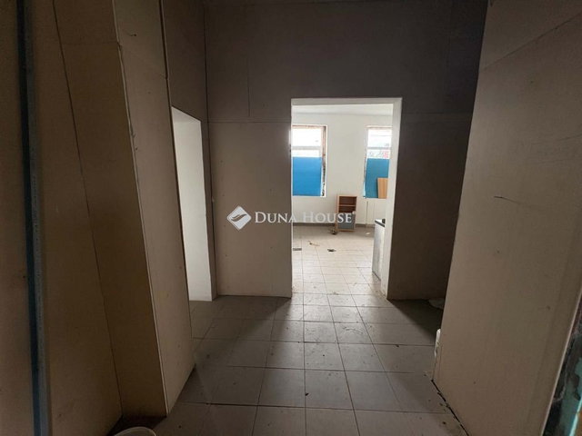Eladó családi ház, Rábacsanakon 12.9 M Ft, 3 szobás
