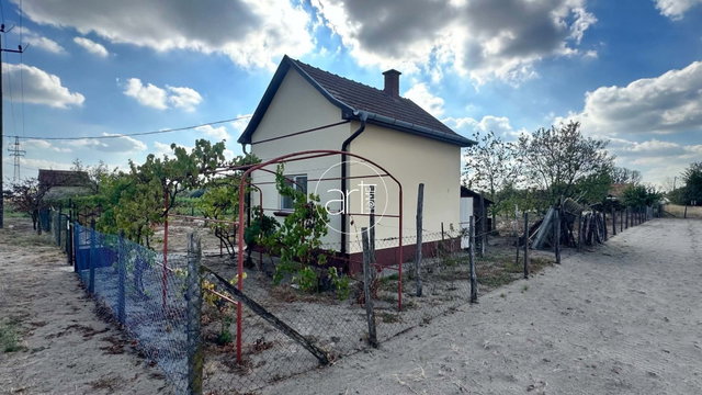 Eladó telek, Mórahalmon 12.9 M Ft / költözzbe.hu