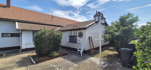 Eladó családi ház, Abádszalókban 48 M Ft, 5 szobás