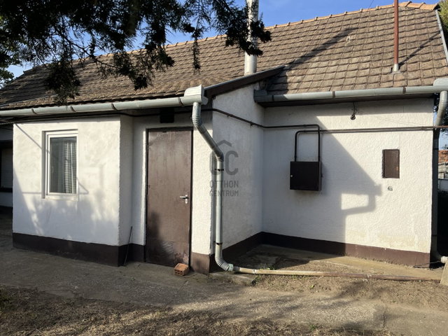 Eladó családi ház, Debrecenben 63 M Ft, 3 szobás