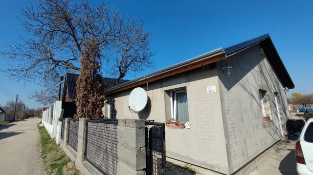 Eladó családi ház, Pilisen 27 M Ft, 3 szobás