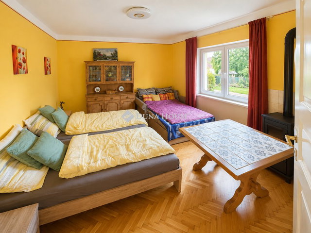Eladó családi ház, Zánkán 70.9 M Ft, 2 szobás