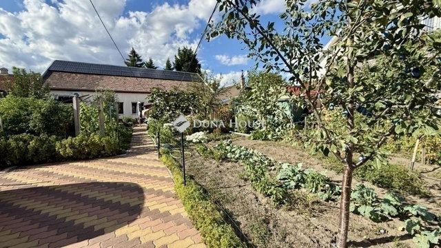 Eladó családi ház, Budapesten, XX. kerületben 119.99 M Ft