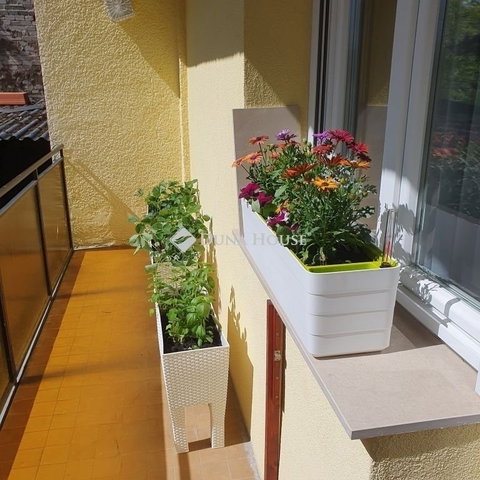 Eladó téglalakás, Budapesten, XX. kerületben 63.5 M Ft, 2 szobás