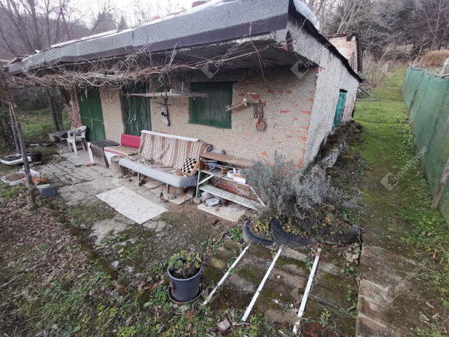 Eladó nyaraló, Homokkomáromon 4.2 M Ft, 2 szobás