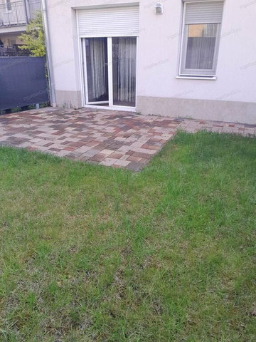 Eladó téglalakás, Kecskeméten 63 M Ft, 1 szobás
