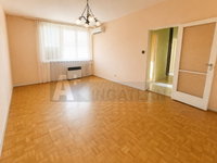 Eladó téglalakás, Szegeden 39.99 M Ft, 2 szobás