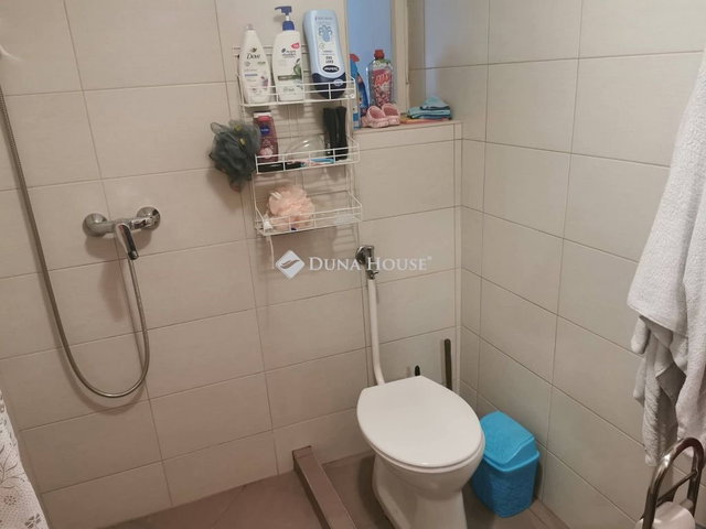 Eladó családi ház, Sződön 59 M Ft, 2 szobás