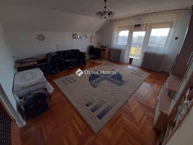 Eladó családi ház, Budapesten, XVIII. kerületben 220 M Ft