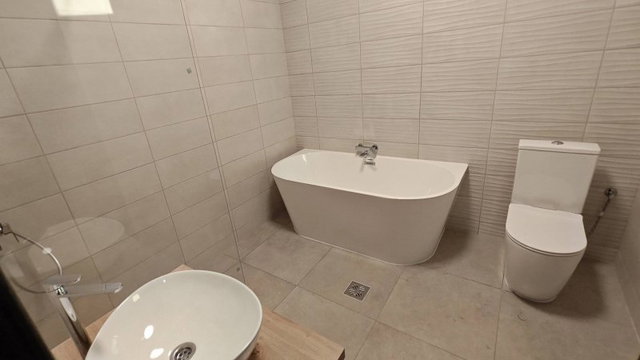Eladó családi ház, Dánszentmiklóson 58.5 M Ft, 4 szobás
