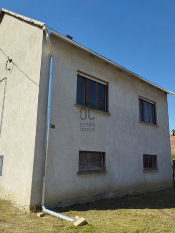 Eladó családi ház, Rédén 29.9 M Ft, 7 szobás