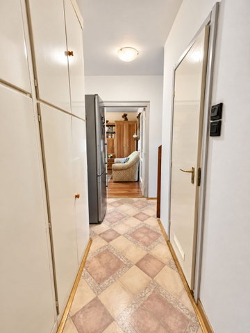 Eladó panellakás, Pécsett 39.2 M Ft, 2 szobás