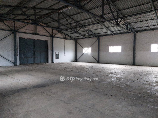 Eladó ipari ingatlan, Mohácson 99 M Ft / költözzbe.hu