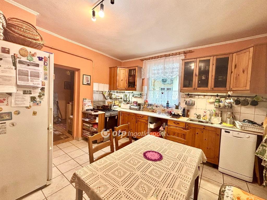 3 bed · 88m² · 93.500.000 ft