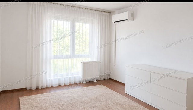Eladó panellakás, Siófokon 44.9 M Ft, 2 szobás