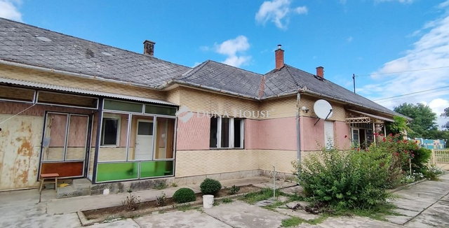 Eladó családi ház, Nagyatádon 25.9 M Ft, 5 szobás