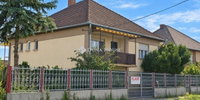 Eladó családi ház, Tápiószentmártonon 65.99 M Ft, 3 szobás