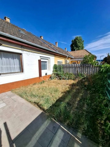 Eladó téglalakás, Budapesten, IX. kerületben 59.8 M Ft, 2 szobás