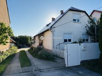 Eladó családi ház