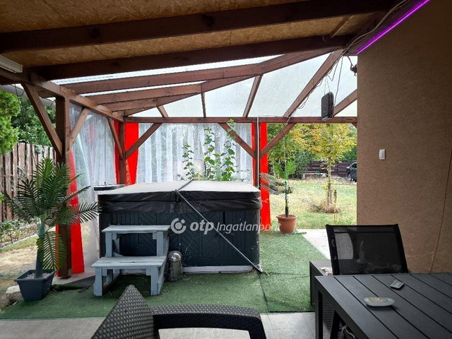 Eladó családi ház, Tárnokon 89.9 M Ft, 1+3 szobás