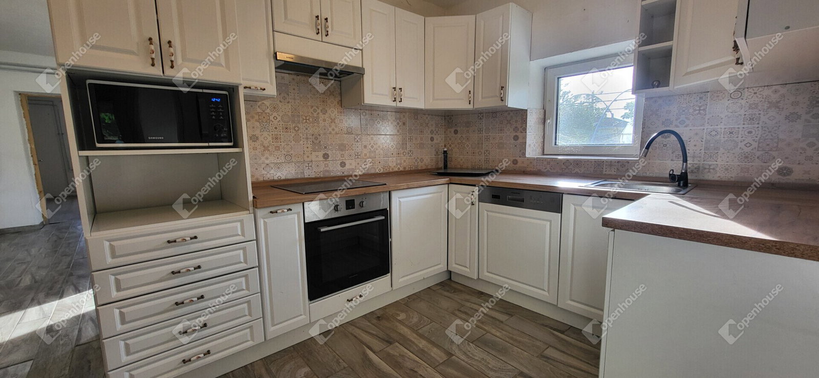 2 bed · 96m² · 53.000.000 ft