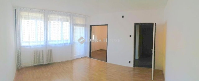 Eladó panellakás, Budapesten, XX. kerületben 63.9 M Ft, 4 szobás