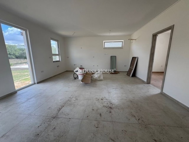 Eladó családi ház, Kecskeméten 83.9 M Ft, 4 szobás