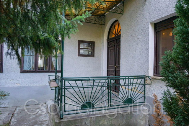 Eladó családi ház, Rábatamásin 36 M Ft, 3 szobás