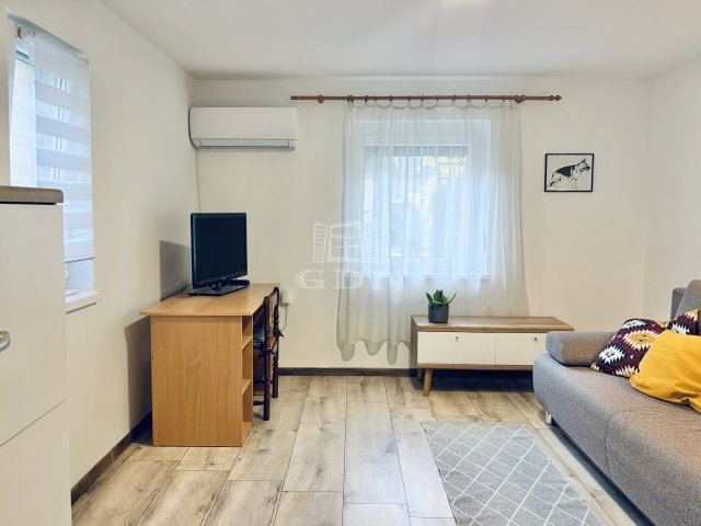 Eladó ikerház, Vecsésen 84.9 M Ft, 2 szobás