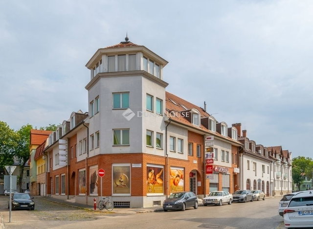 Eladó iroda, Kecskeméten 780 M Ft / költözzbe.hu