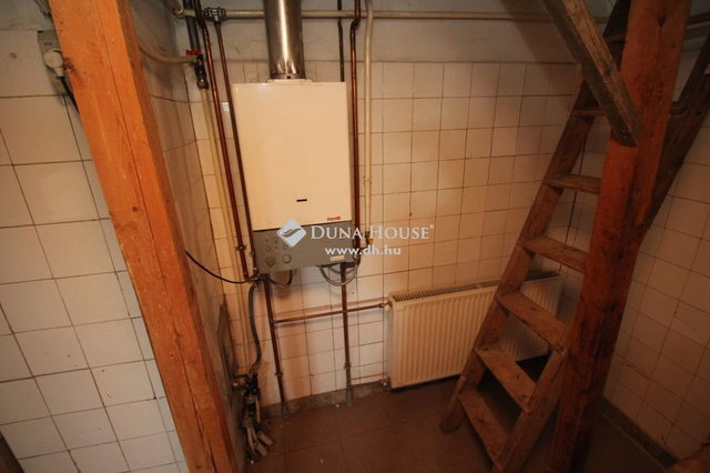 Eladó üzlethelyiség, Kecskeméten 50 M Ft / költözzbe.hu