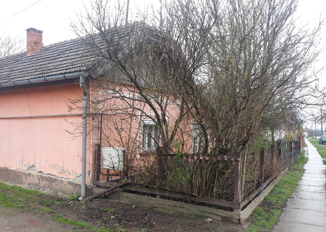 Eladó családi ház, Dévaványán, Hajnal utcában 1.8 M Ft