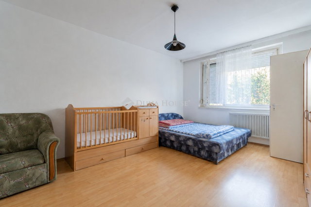 Eladó panellakás, Tatabányán 27.9 M Ft, 2 szobás