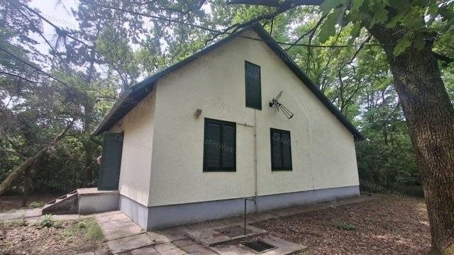 Eladó családi ház, Szászbereken 64.8 M Ft, 3 szobás